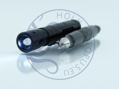 Aero Tactical Pen - Noir - Aluminium d&#39;avion - Mini-outil, lampe LED et pointe en tungstène