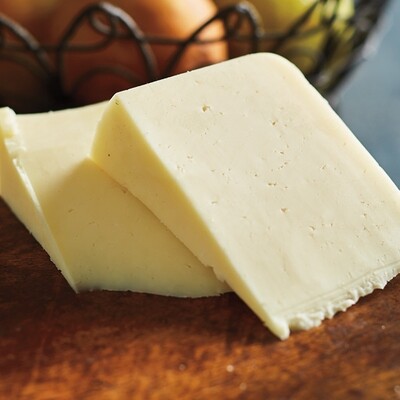 Cheddar Cheese White (mild) Kg