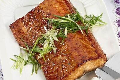Maple Glazed Smoked Salmon - Pouch (Product of Canada 100g)