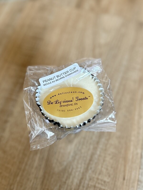 De-Liz-cious! Treats - White Chocolate Jumbo Peanut Butter Cup