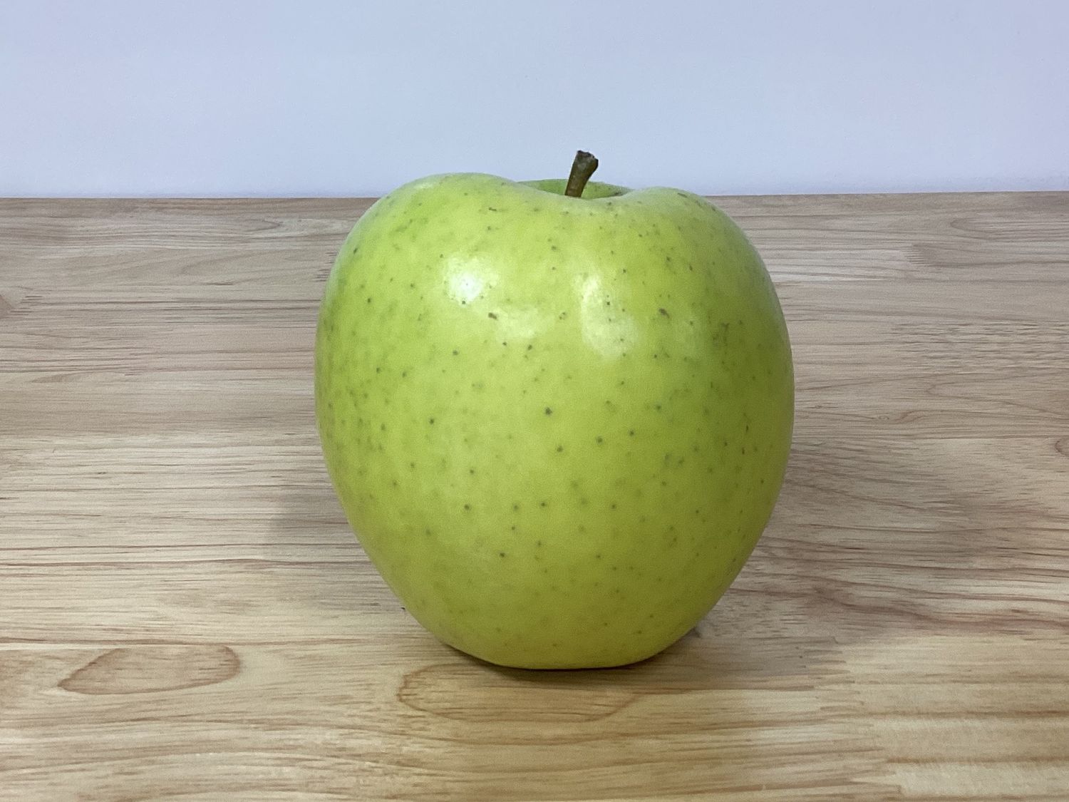 Mutsu - 1/2 Bushels, Size: Small