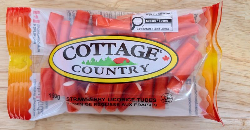 Cottage Country - Strawberry Licorice Tubes - 150g