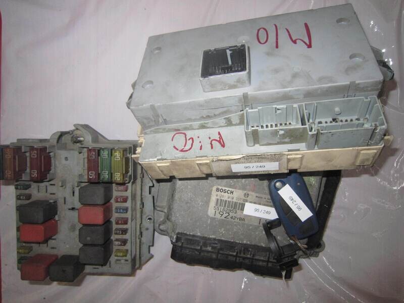 95-249 Kit Motore Alfa Romeo / Fiat / Lancia 0 281 010 337 0281010337 55182953 46797609 NPL 192.02 4679653  CHIAVE Diesel STILO 1.9