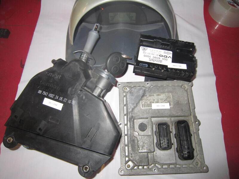 95-244 Kit Motore Smart 0 281 010 161 0281010161 000 2749 V001 0002749V001 000 6090 V005 461.240/001/006 000 7543 V002 0001187 993790007 Diesel 450 0.8 95-244 Kit Motore Smart 0 281 010 161 0281010161 000 2749 V001 0002749V001 000 6090 V005 461.240/001/006 000 7543 V002 0001187 993790007 Diesel 450 0.8