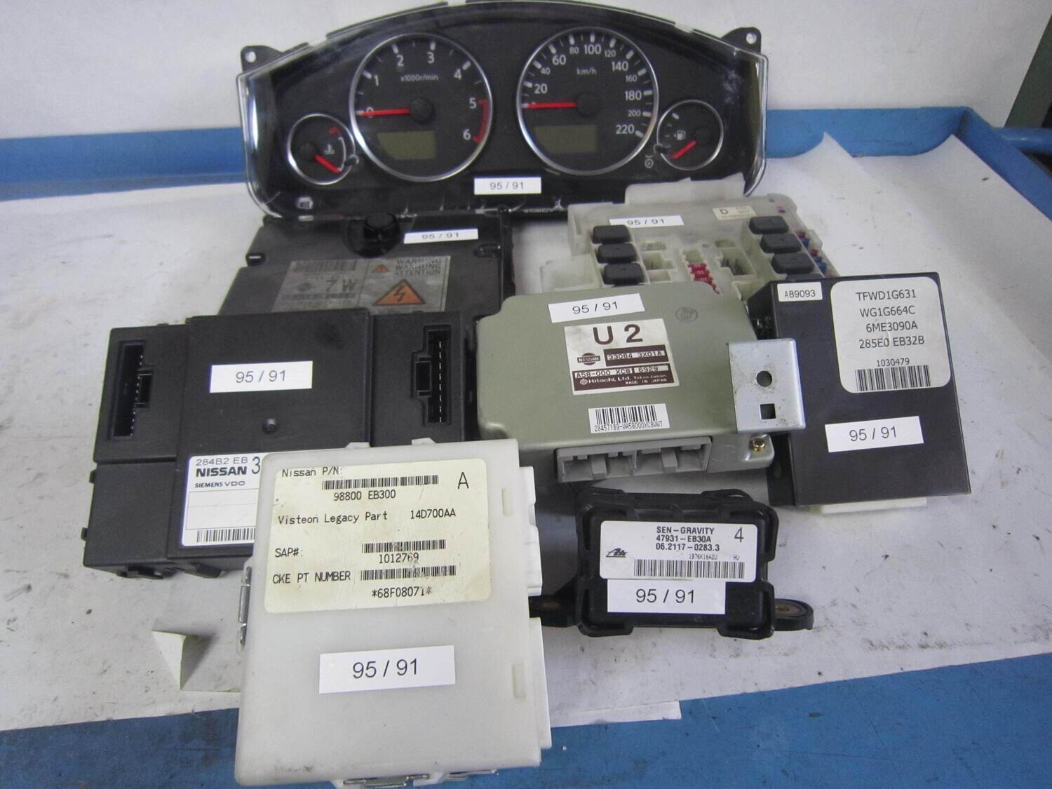 95-91 Kit Motore Nissan 23710 EC01B - MB275800-6713  33084 3X01A - A58-000 XC8  VP5NFF-10A855-AC 5WK4 8920 - 284B2 EB 31A 98800 EB300 - 47931-EB30A - 284B6EB30C Diesel PATHFINDER 2.5
