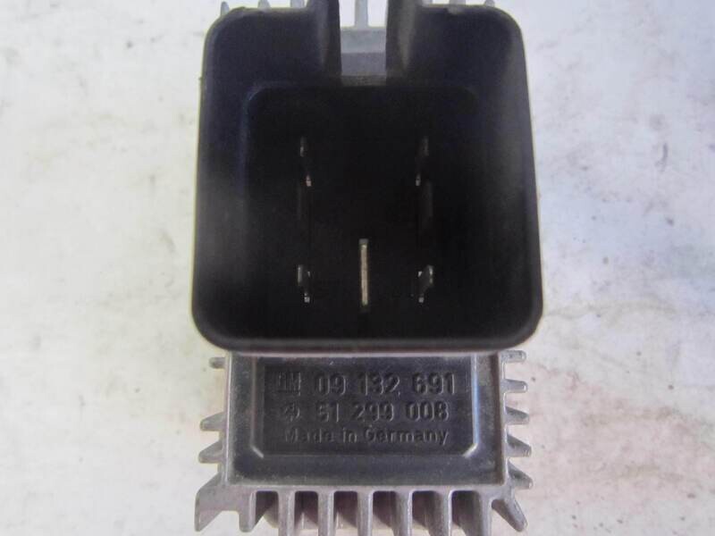 91-19 Rele' Candeletta GM 09 132 691 09132691 51 299 008 51299008 OPEL VARIE