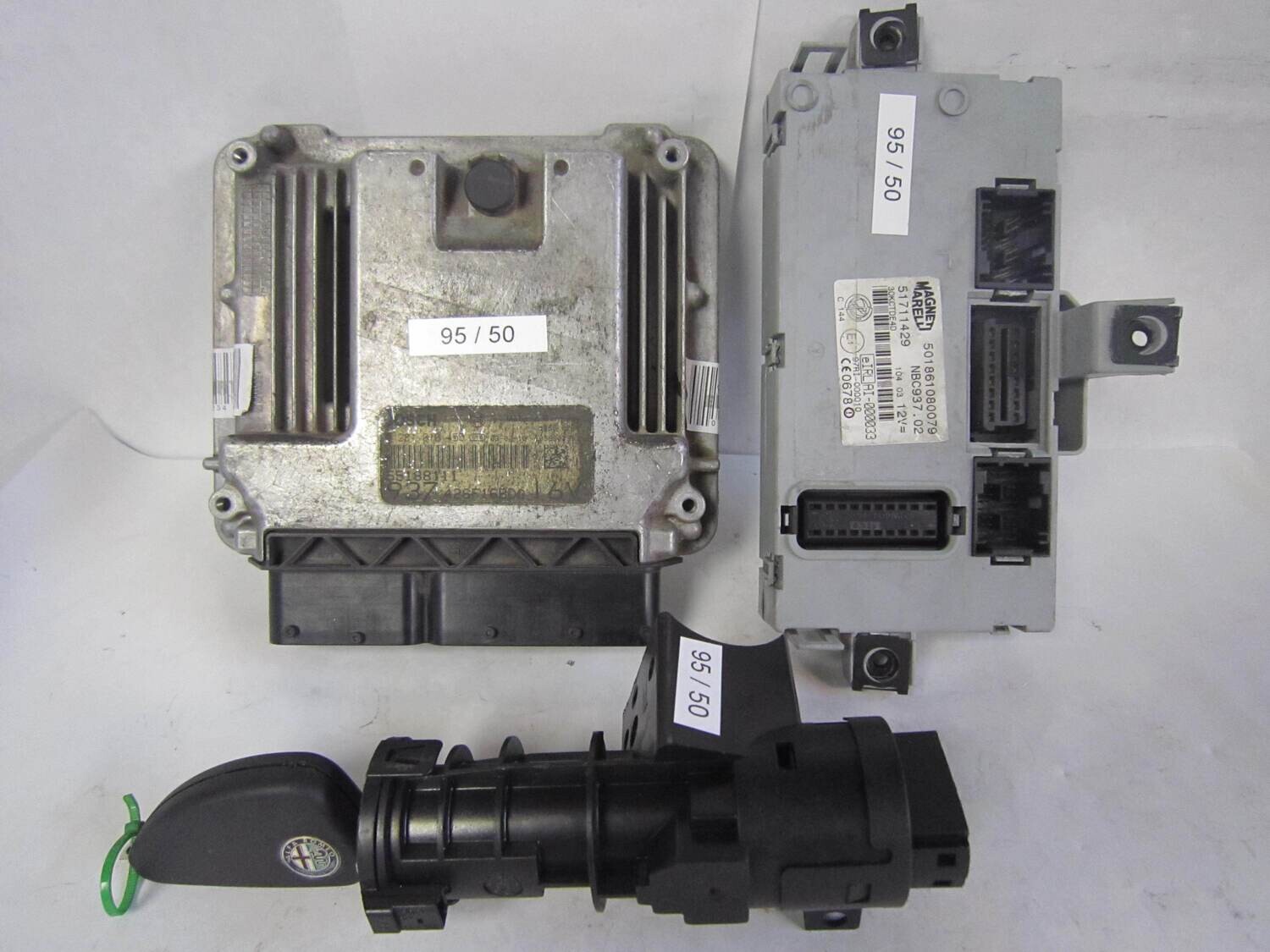 95-50 Kit Motore Alfa Romeo / Fiat / Lancia 0 281 010 455 0281010455 55188111 51711429 TRW SIPEA 05521 Diesel 147 1.9