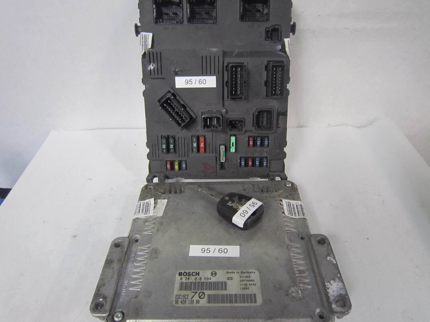 95-60 Kit Motore Citroen / Peugeot 0 281 010 594 0281010594 96 420 139 80 9642013980 EDC15C2 S118085310 D Diesel 206 2.0