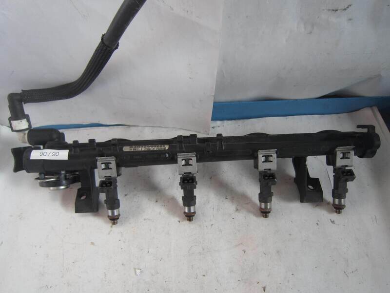 90-90 Flauto Iniezione Rail Fomoco 8A6G9H487AA 8A6G-9H487-AA 0 280 158 207 0280158207       FORD  FIESTA