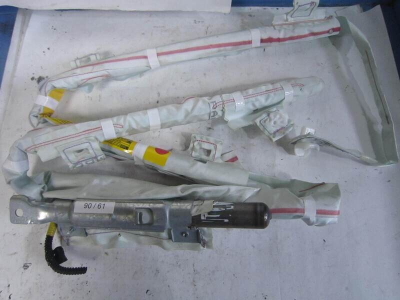 90-61 Airbag a tetto laterale sinistro Toyota  618708901 1959538        TOYOTA  YARIS