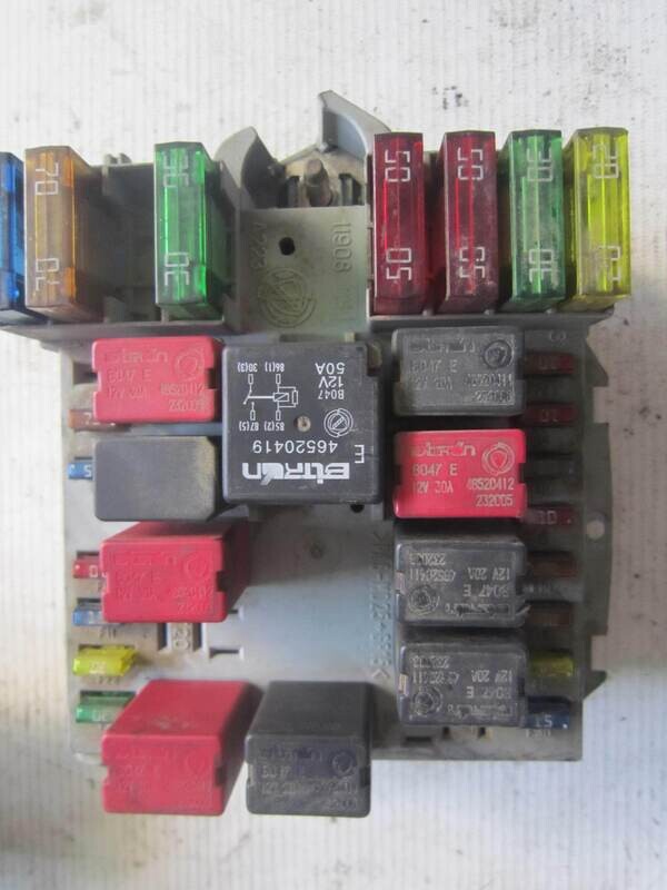 60-99 Scatola Fusibili Alfa Romeo / Fiat / Lancia 51724394 Diesel STILO