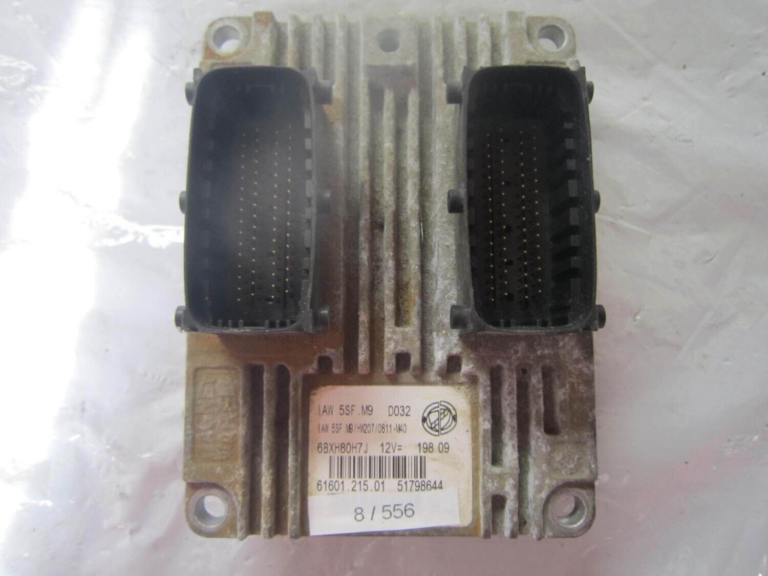8-556 Centralina Motore Magneti Marelli 51798644 61601.215.01 6160121501 IAW 5SF.M9 HW207/0811-M40 ALFA ROMEO / FIAT / LANCIA Benzina YPSILON
