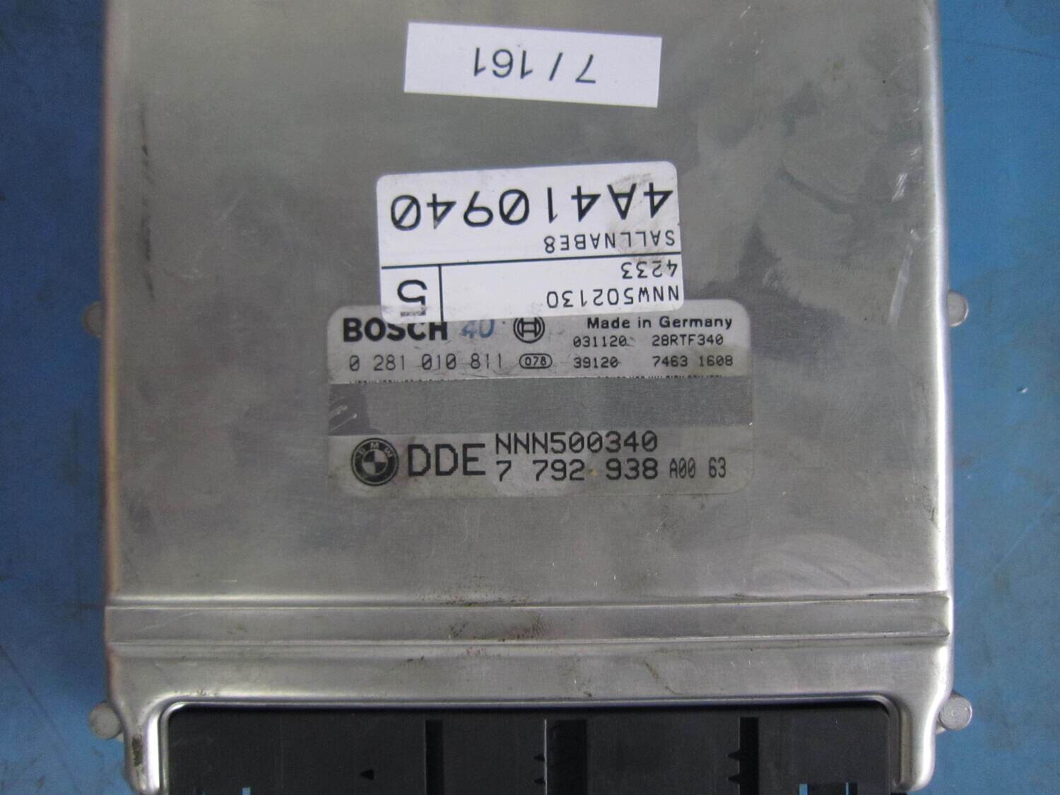 7-161 centralina motore bosch 0 281 010 811 7792938 28rtf340 nnn500340  land rover freelander