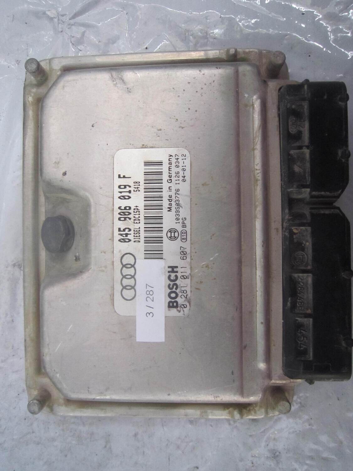 3-287 Centralina Motore Bosch 0 281 011 607 0281011607 045 906 019 F 1039S03776 EDC15P  AUDI DIESEL A 2