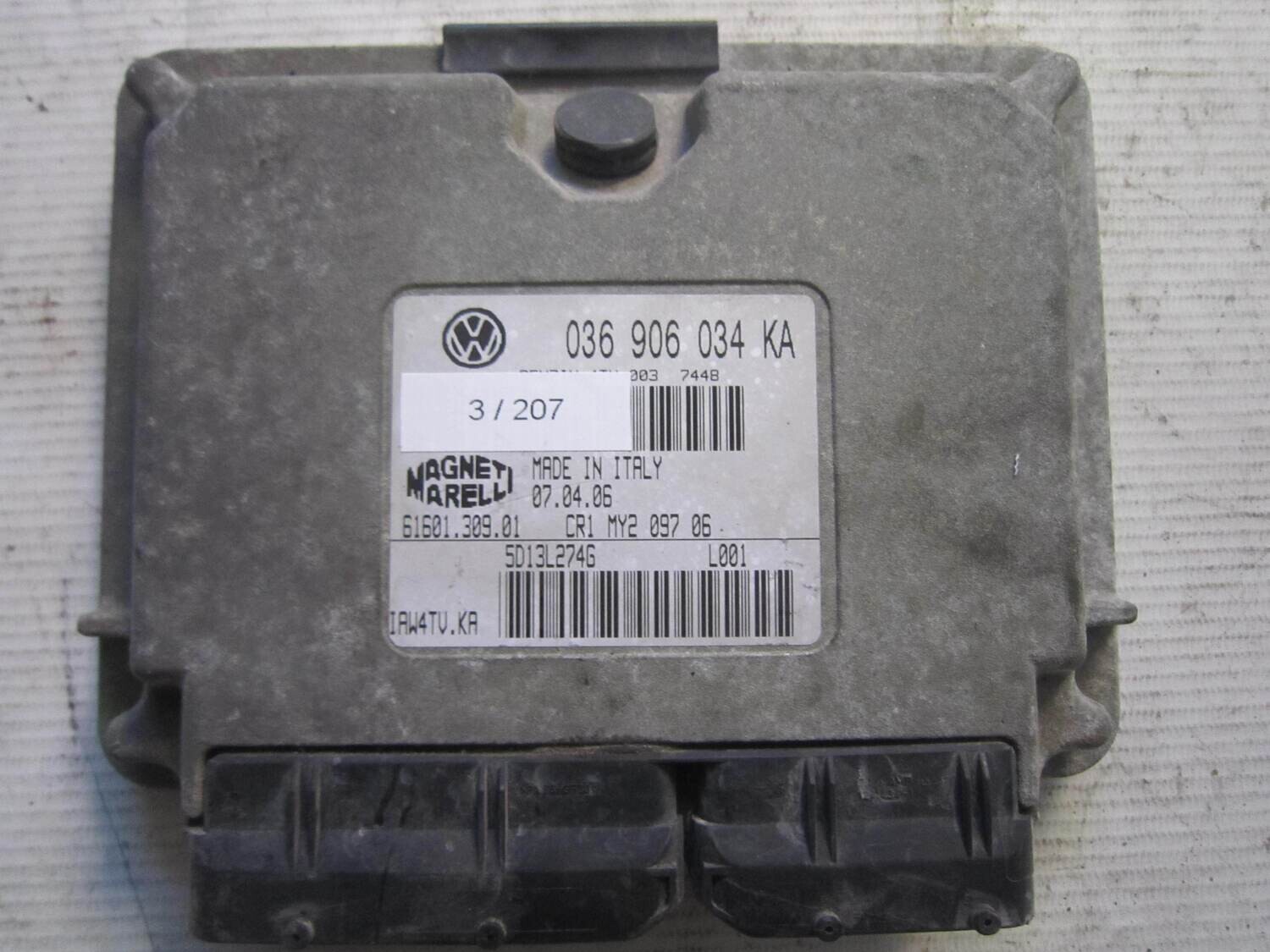 3-207 Centralina Motore Magneti Marelli 036 906 034 KA 036906034KA 61601.309.01 IAW4TU.KA CR1 MY2 097 06 VOLKSWAGEN VARIE