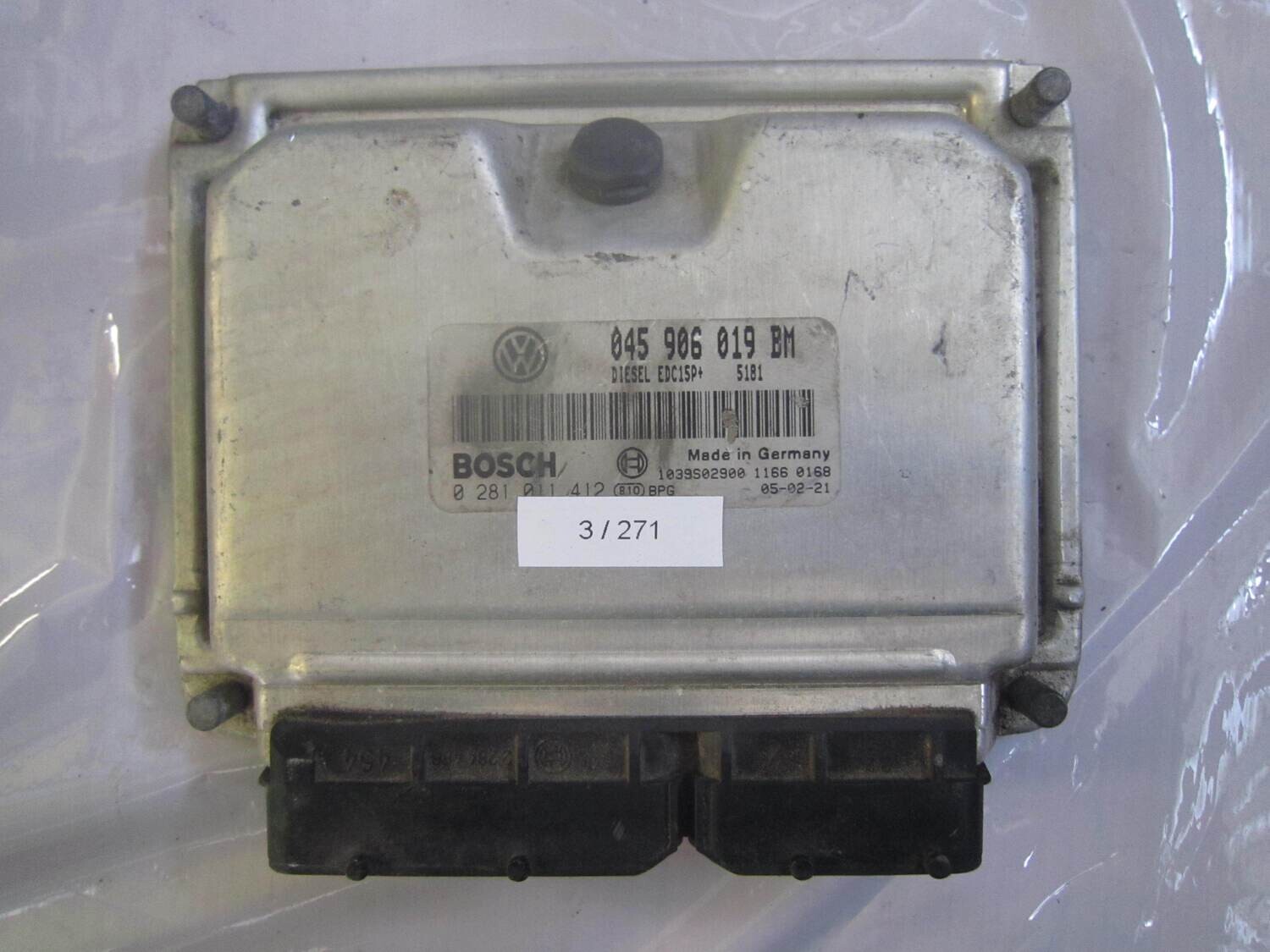 3-271 Centralina Motore Bosch 0 281 011 412 0281011412 045 906 019 BM 045906019BM 1039S02900 EDC15P+ SKODA Diesel VARIE