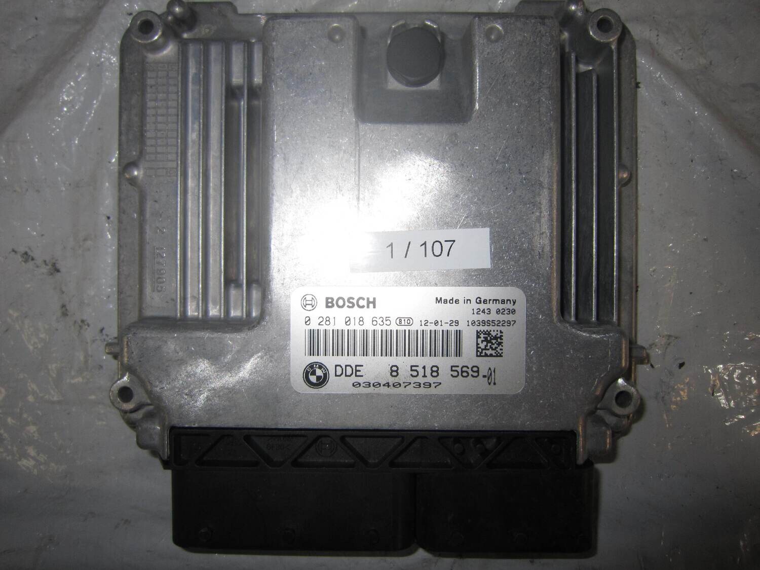 1-107 Centralina Motore Bosch 0 281 018 635 0281018635 DDE 8 518 569 DDE8518569 1039S52297 BMW Diesel SERIE 1