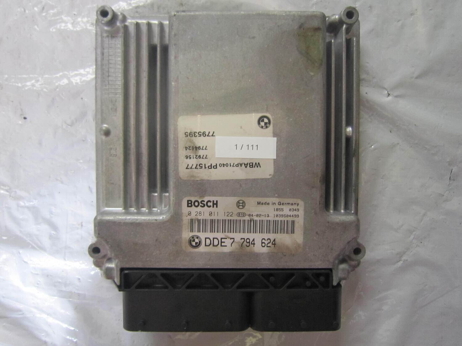 1-111 Centralina Motore Bosch 0 281 011 122 0281011122 1039S04499 DDE 7 794 624 BMW Diesel SERIE 3 2.0