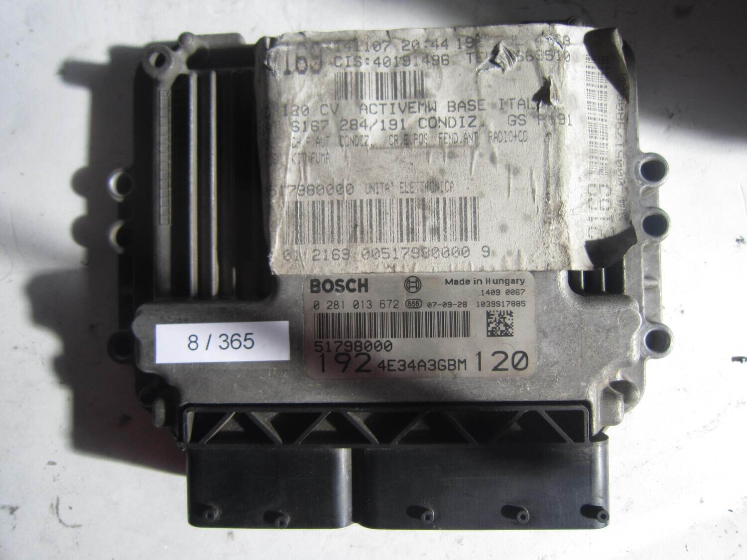 8-365 Centralina Motore Bosch 0 281 013 672 0281013672 4E34A3GBM 1039S17885 51798000 ALFA ROMEO / FIAT / LANCIA Benzina STILO 1.6
