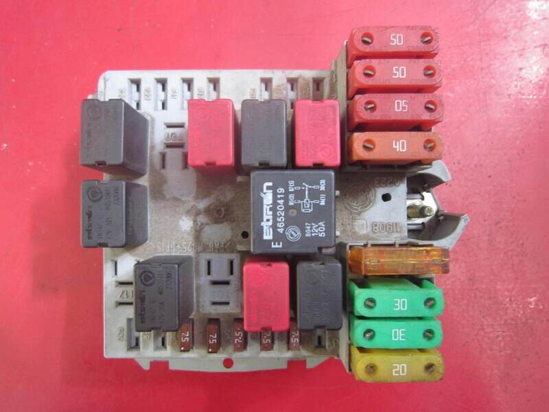 60-149 Scatola Fusibili Alfa Romeo / Fiat / Lancia 51724721 57657 Diesel YPSILON