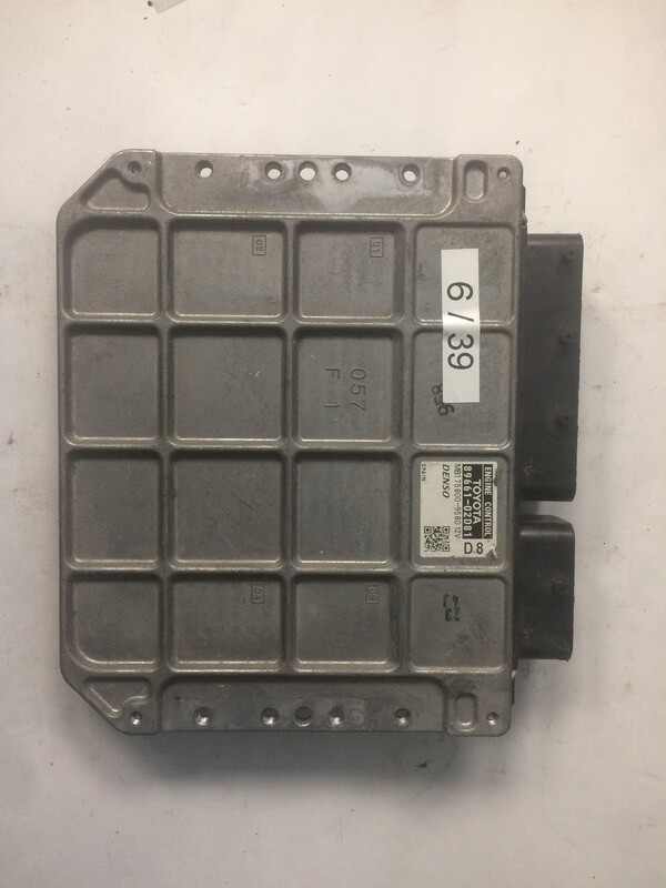 6-39 Centralina Motore Denso 8966102D81 MB758009580  TOYOTA  AURIS 2.0 DIESEL