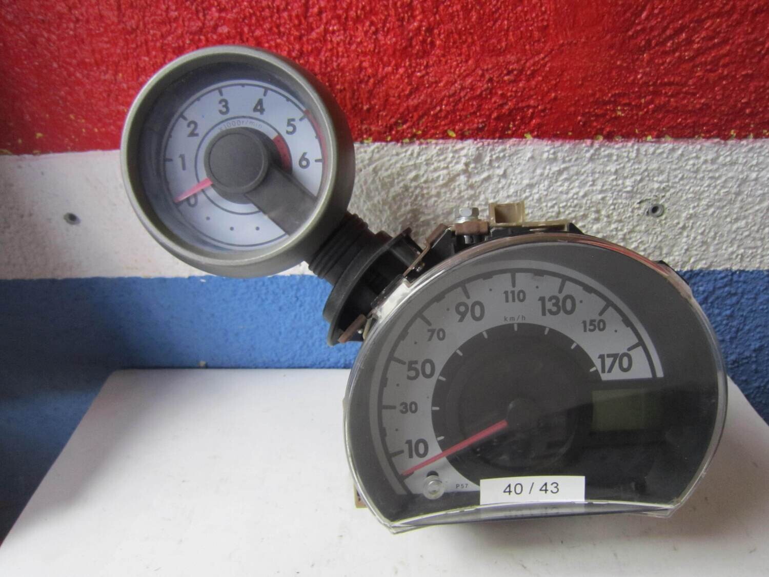 40-43 Quadro Strumenti / Contachilometri Toyota H0383800-0H031 H03838000H031 Benzina AYGO
