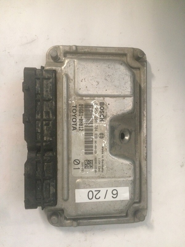 6-20 Centralina Motore Bosch 0261208704 896610H012 1039S12538 TOYOTA  AYGO YARIS 1.0