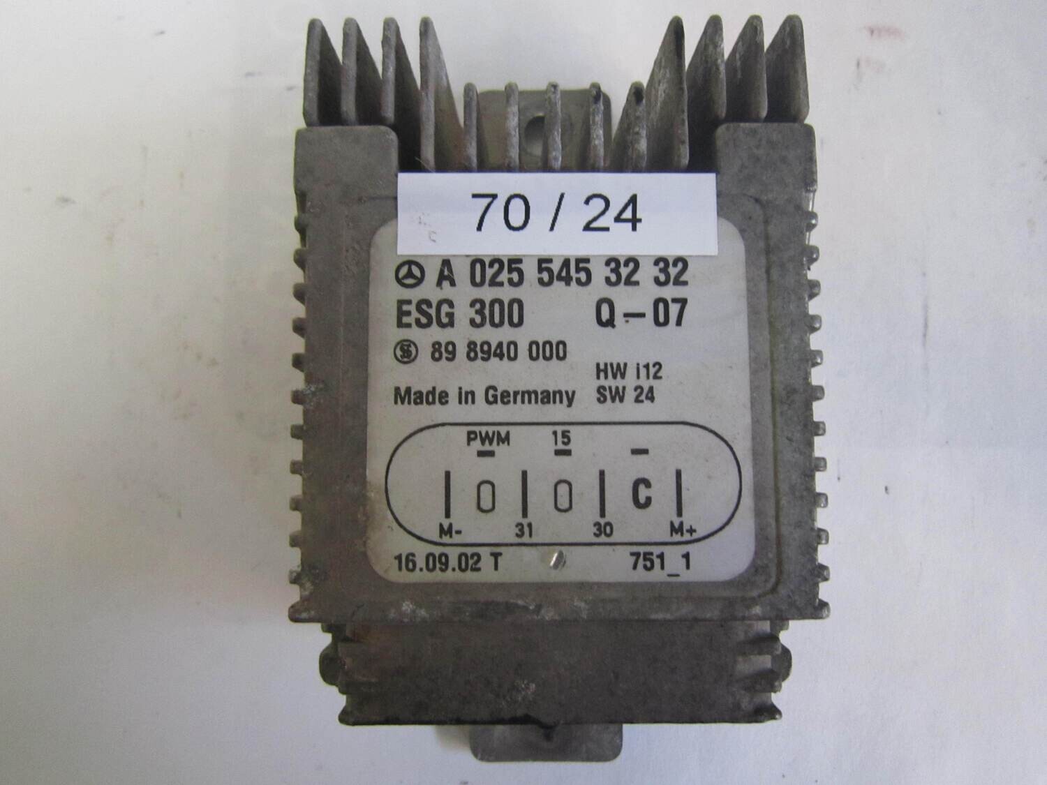 39-9 Centralina Ventola Radiatore Mercedes A 025 545 32 32 A0255453232 ESG 300 ESG300 89 8940 000 VARIE