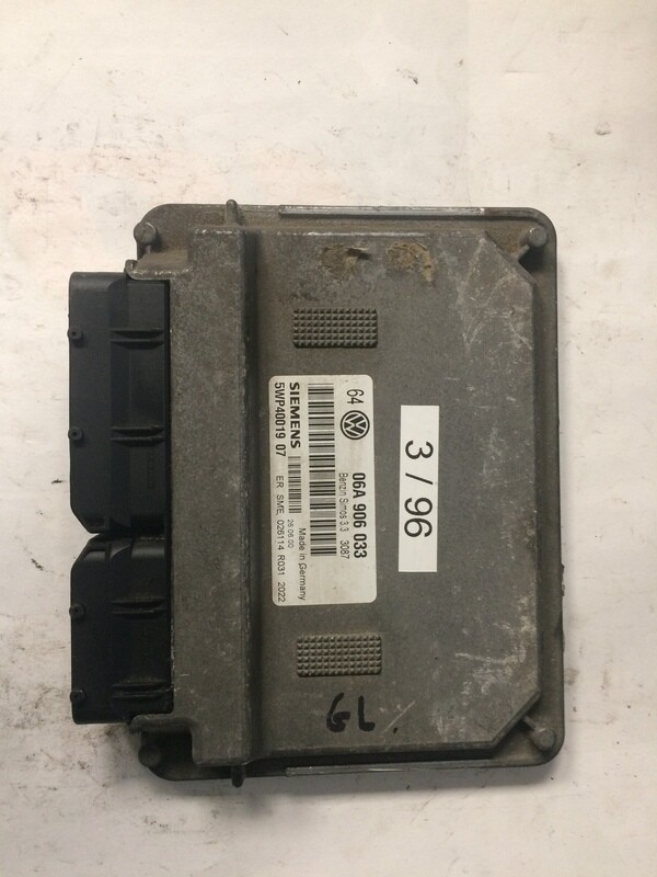 3-96 Centralina Motore Siemens 5WP4001907 5WP40019 07 06A 906 033 06A906033        VOLKSWAGEN GOLF