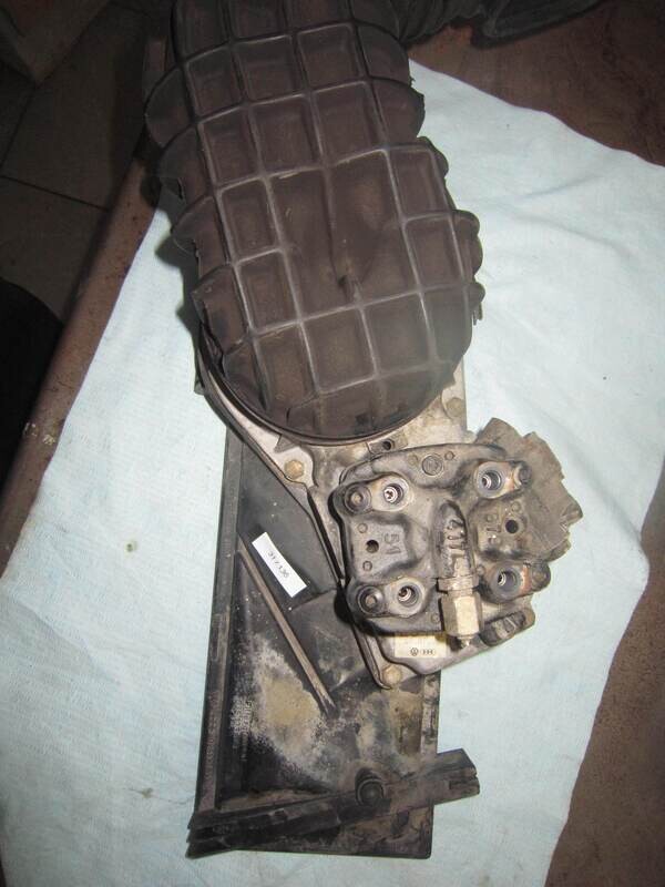 31-136 Sensore Aria Bosch 0 438 120 208 0438120208 026133837 G 026133837G 026133353 B 035133848 VOLKSWAGEN VARIE