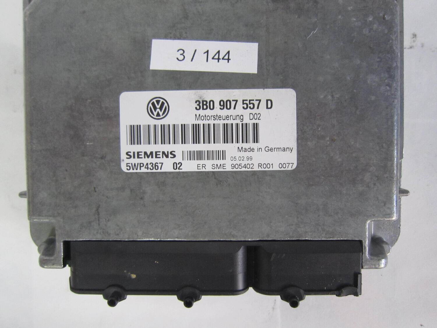 3-144 centralina motore siemens 5wp4367 02 3b0 907 557 c    volkswagen passat