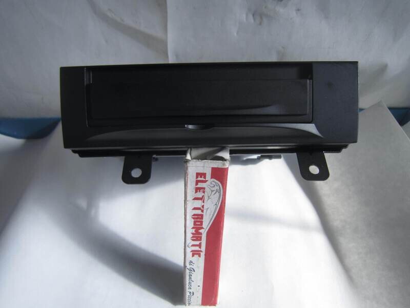 20-139 Navigatore Volvo 307759801 30775980-1 3AF367A/CU-P1-3 3AF367ACUP13       VOLVO  V 50