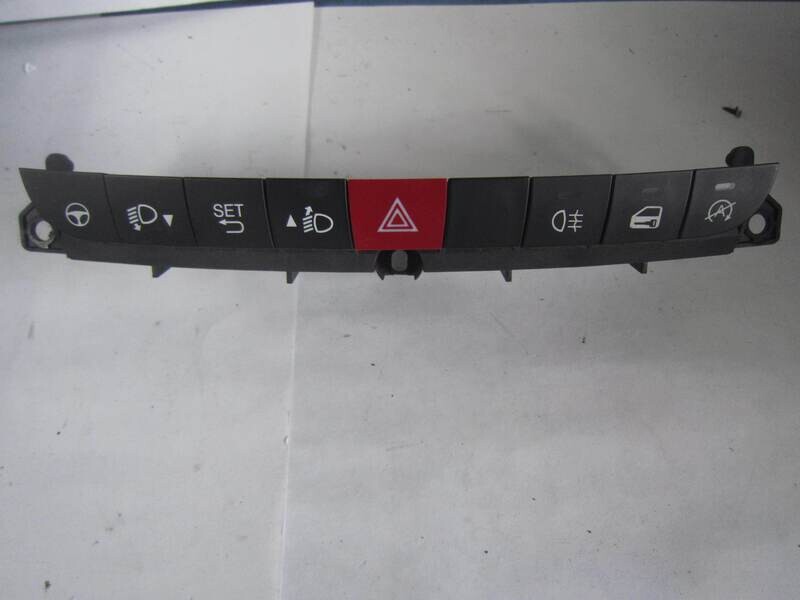 400-152 pulsantiera interruttori centrale   735591877     Fiat  500