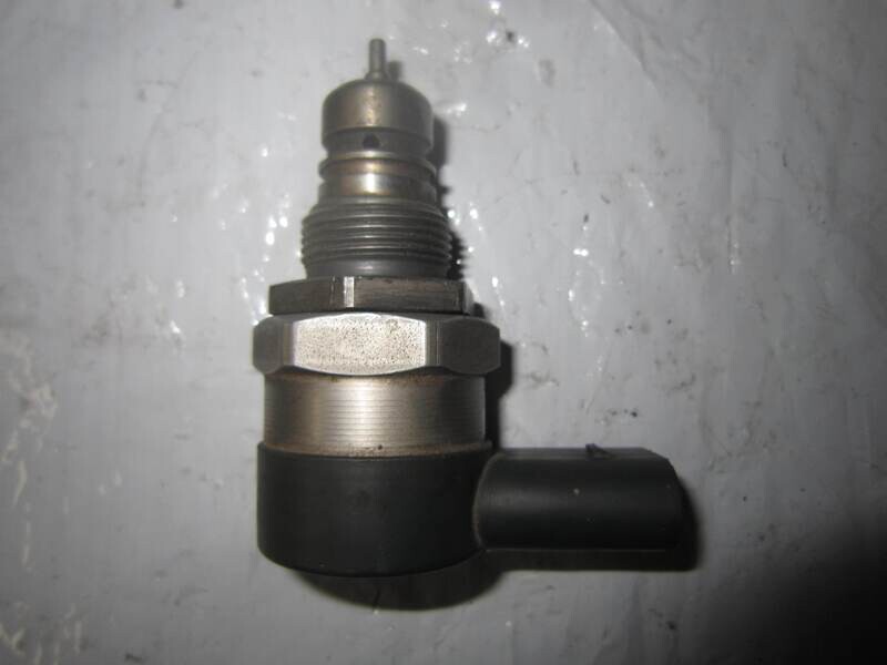 31-113 Sensore Pressione Alimentazione Bosch 0 281 002 738 0281002738 BMW Diesel SERIE 1