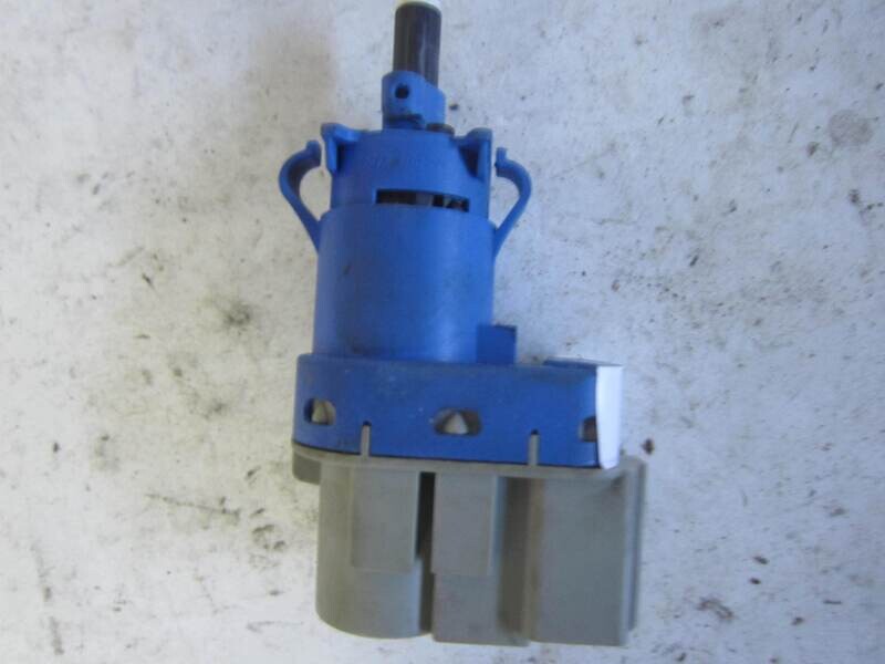 36-2 Interruttore luce freni Fomoco 8141-96854-AA 814196854AA FORD VARIE
