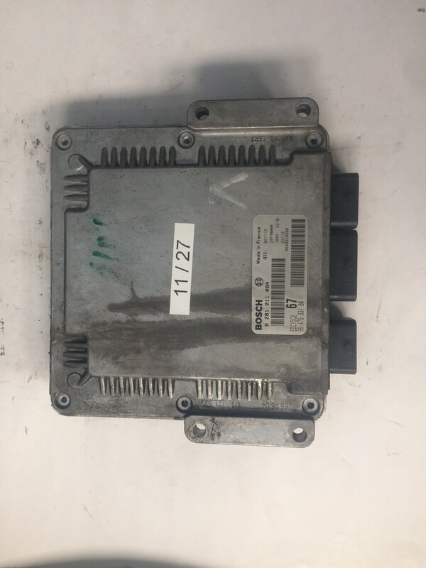 11-27 Centralina Motore Bosch 0281011084 0 281 011 084 9647693180  28FM0000  9640938680    CITROEN / PEUGEOT  XSARA PICASSO 2.0 HDI