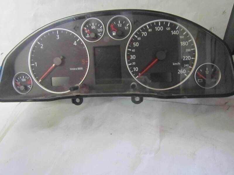 40-262 Quadro Strumenti / Contachilometri Vdo 110.080.128/004 110080128004 88311285 AUDI Diesel A 6 2.5