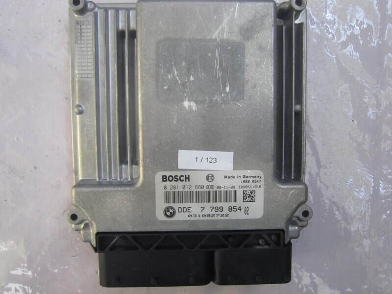 1-123 Centralina Motore Bosch 0 281 012 880 0281012880 7 799 854 7799854 1039S11318 BMW Diesel SERIE 1