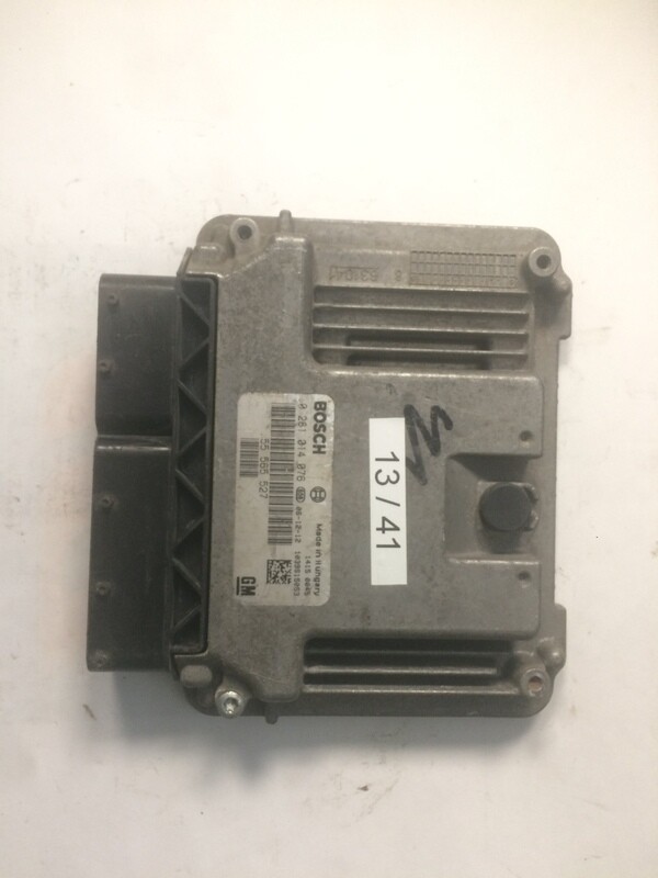 13-41 Centralina Motore Bosch 0281014076 55565527 1039S15053 OPEL  ASTRA H 1.7 CDTI