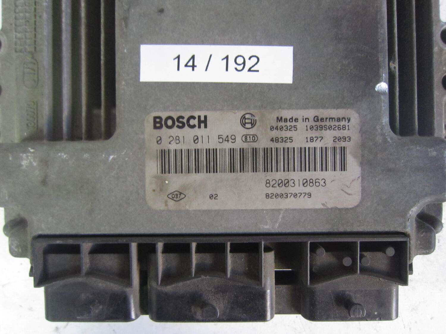14-192 centralina motore bosch 0 281 011 549 8200310863 1039s02681 8200370779  renault megane