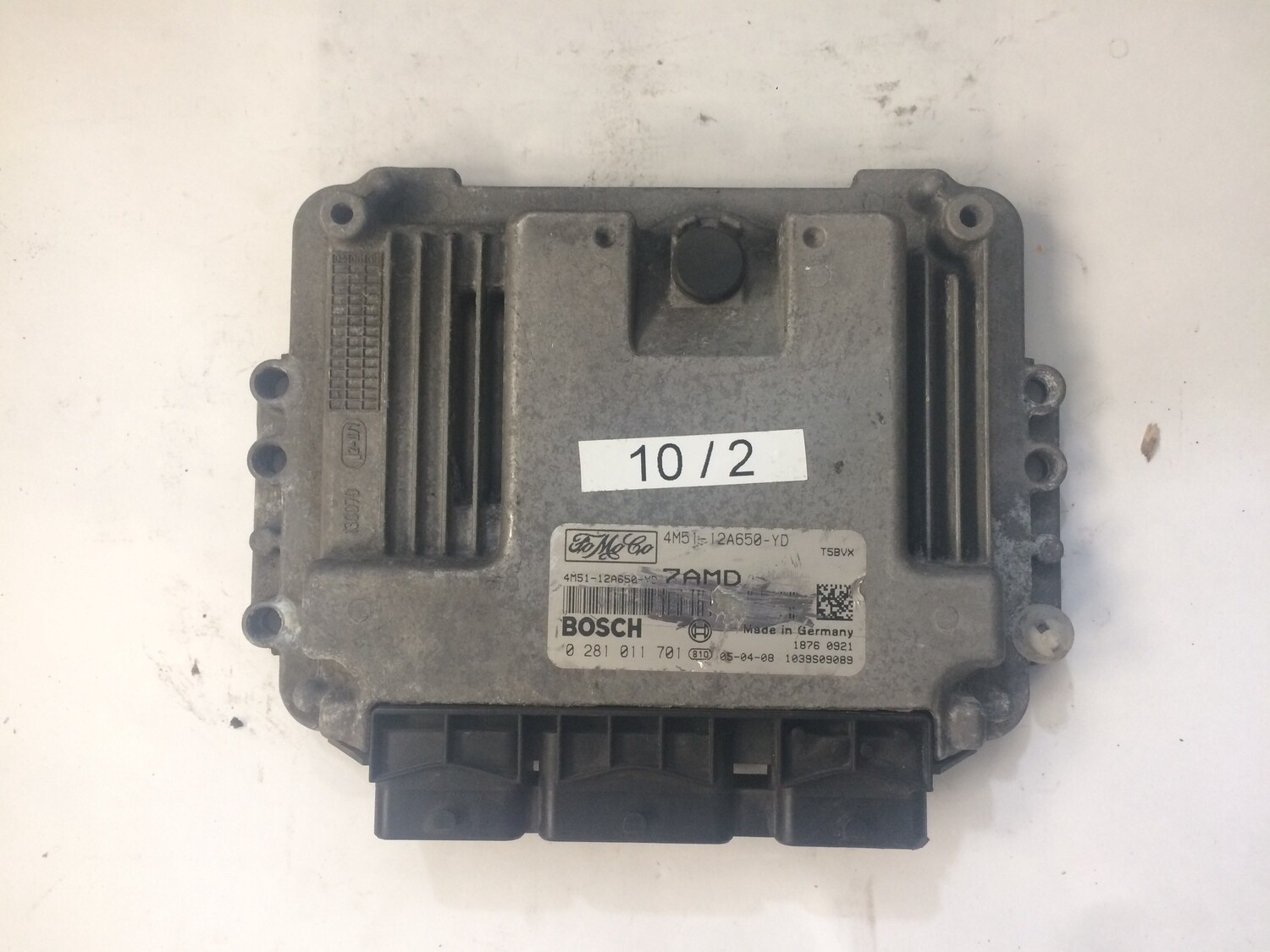 10-2 centralina motore bosch 0 281 011 701 6m51-12a650-nb 1039s09089 7amd  ford focus