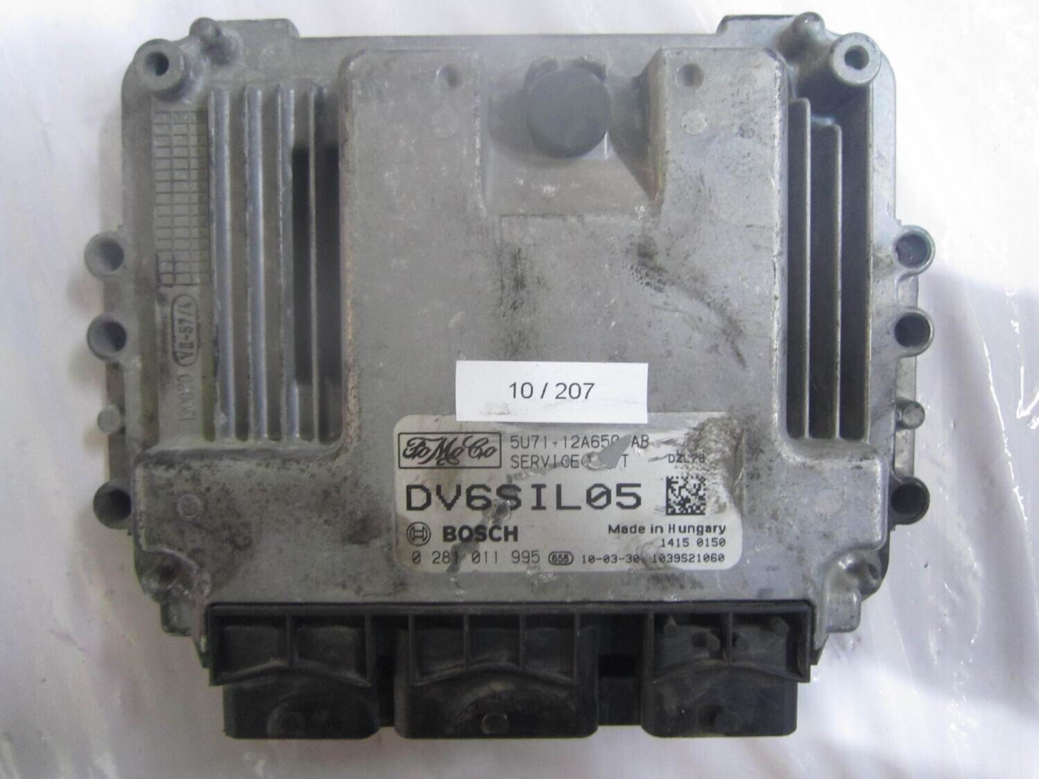 10-207 Centralina Motore Bosch 0 281 011 995 0281011995 5U71-12A650-AB 5U7112A650AB 1039S21060 DV6SILO5 FORD Diesel VARIE