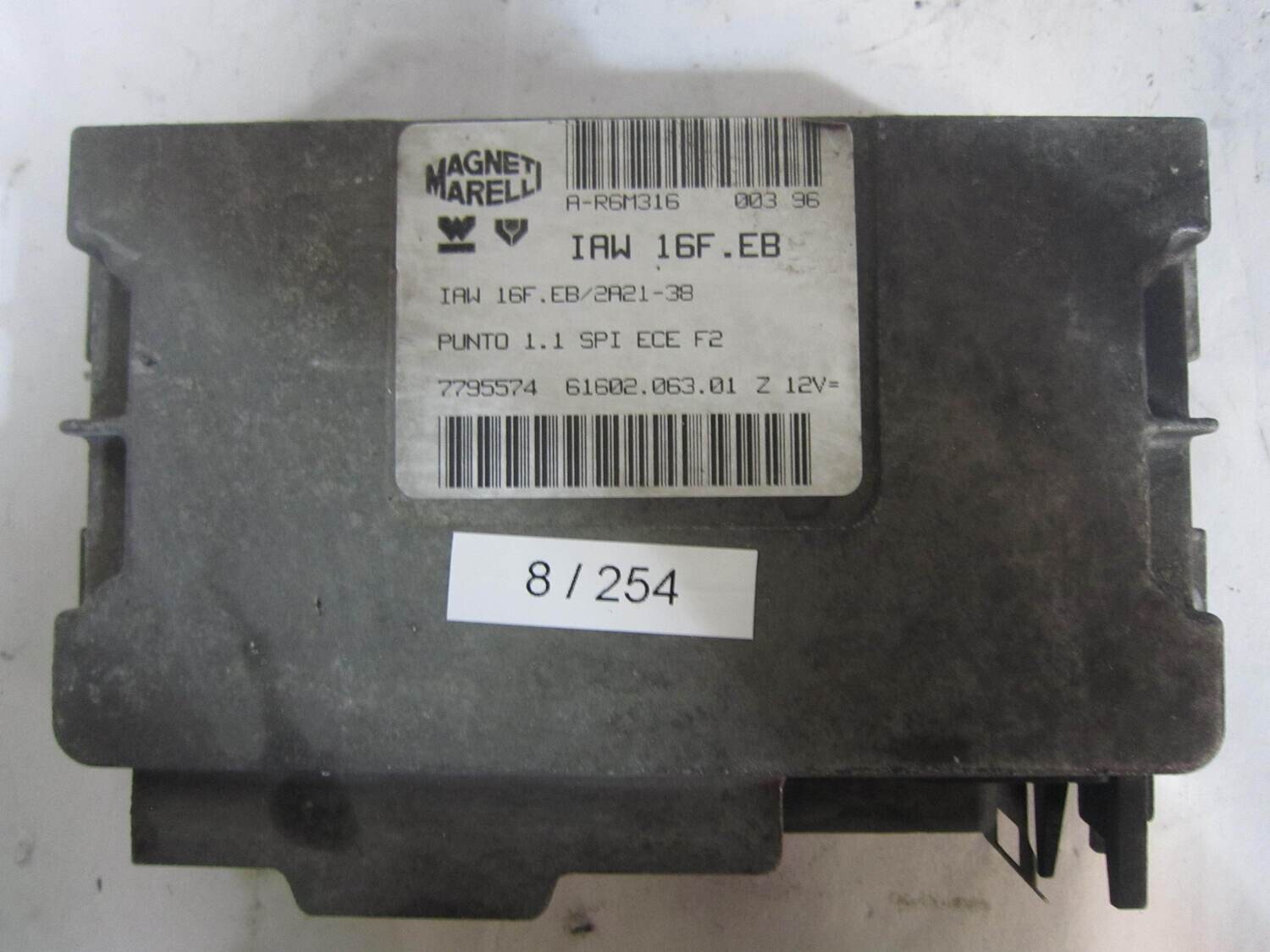 8-254 Centralina Motore Magneti Marelli IAW16FEB IAW 16F.EB 7795574  61602.063.01 6160206301     ALFA ROMEO / FIAT / LANCIA  PUNTO 1.1