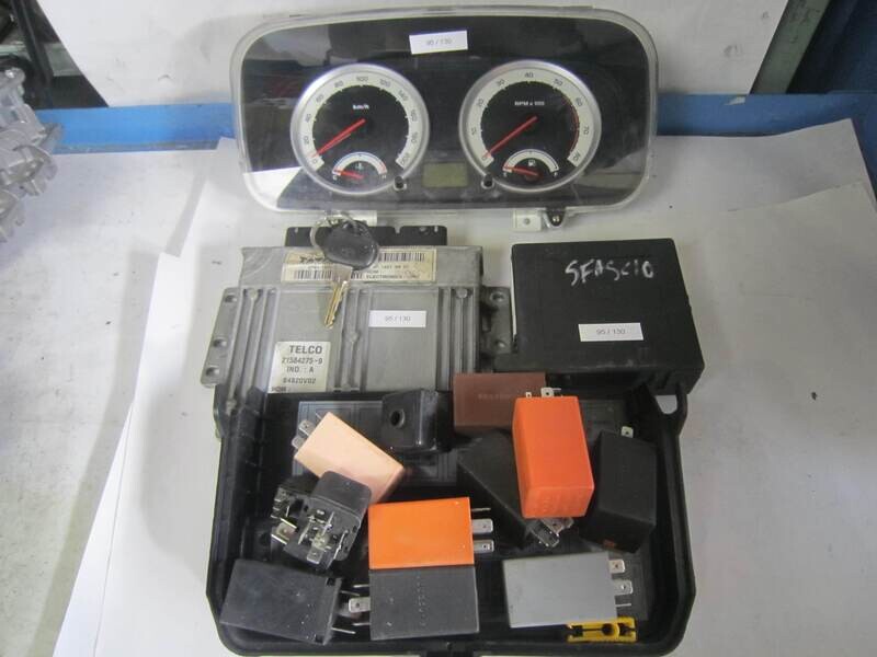 95-130 Kit Motore Tata 21584275-9 215842759 270254909919 C102482 Benzina INDIGO 1.4