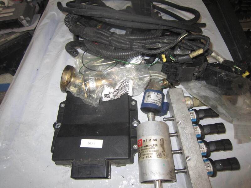 96-4 Kit Impianto GPL Generica Kit COMPLETO Benzina/GPL