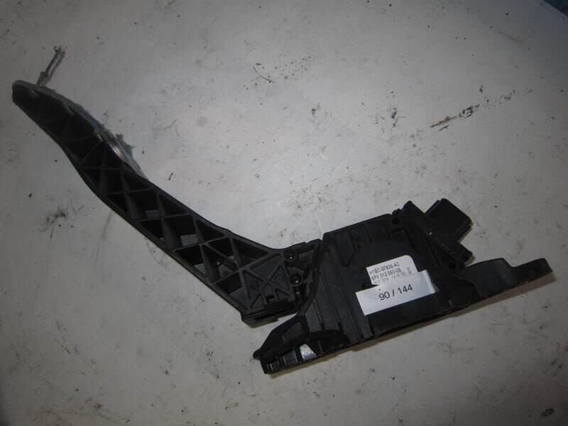 90-144 pedale acceleratore ford h1bc-9f836-ac 6pv 012 550-03    ford fiesta