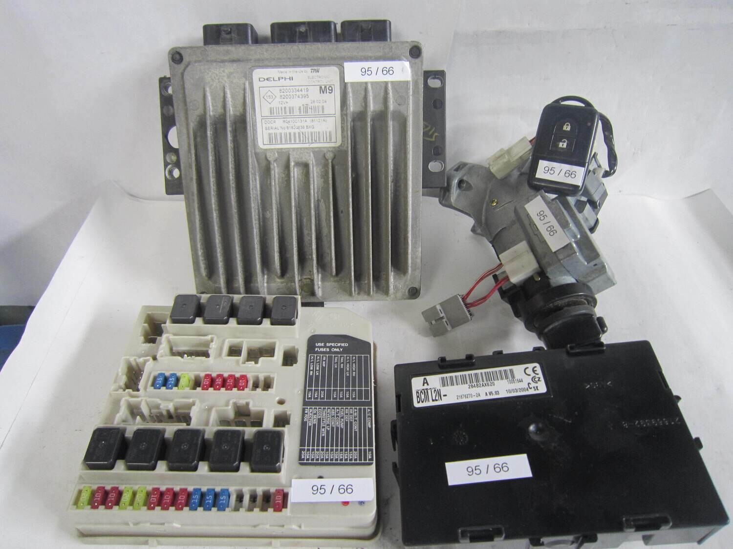 95-66 Kit Motore Nissan 8200334419 8200374695 R0410C131A 284B2AX620 21676270-2A Diesel MICRA 1.5