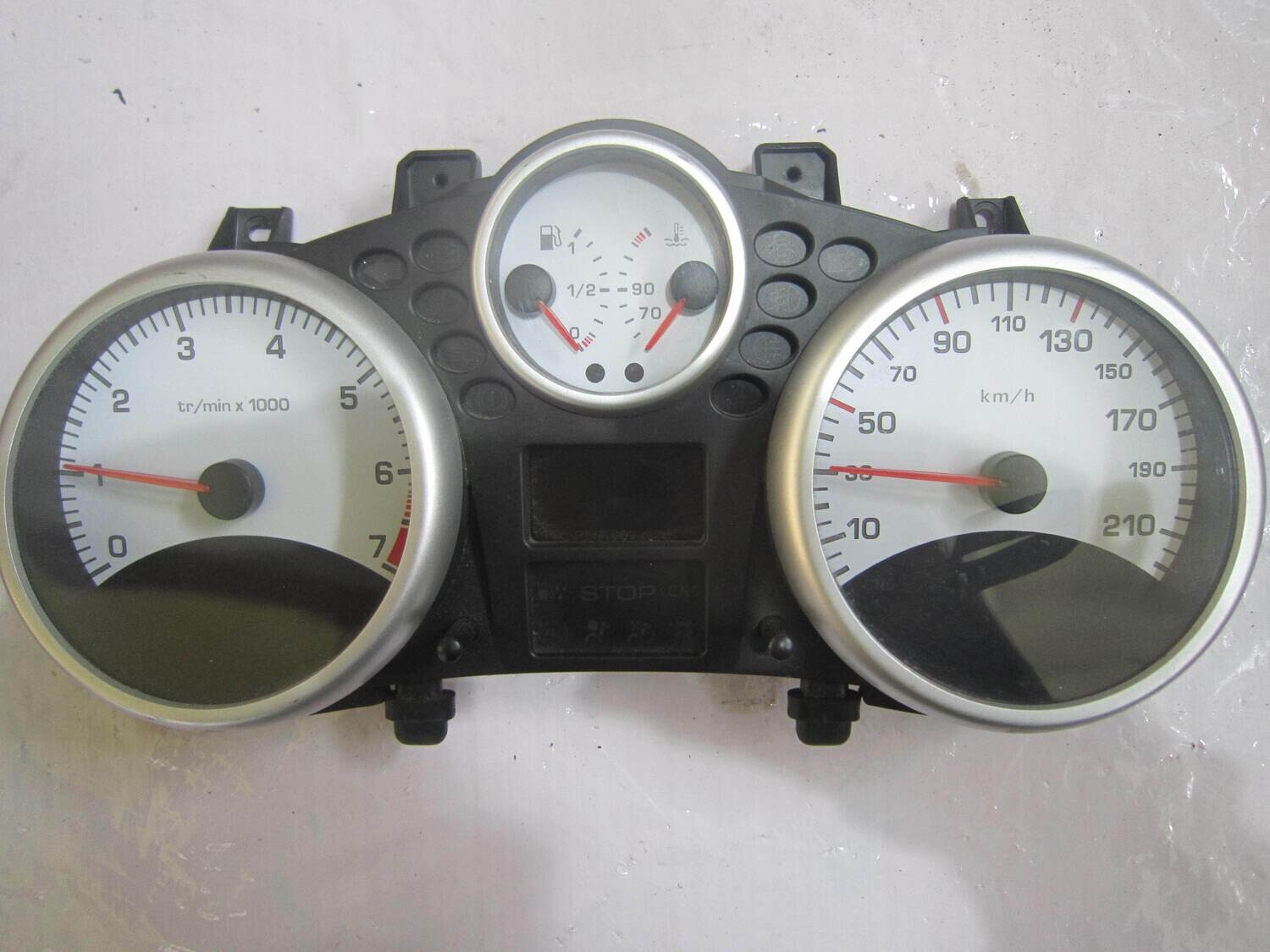40-344 Quadro Strumenti / Contachilometri Magneti Marelli 9666637180 MMGZ-CMBT3-CEM00 MMGZCMBT3CEM00 503001912002 4CBVM CITROEN / PEUGEOT Benzina 206