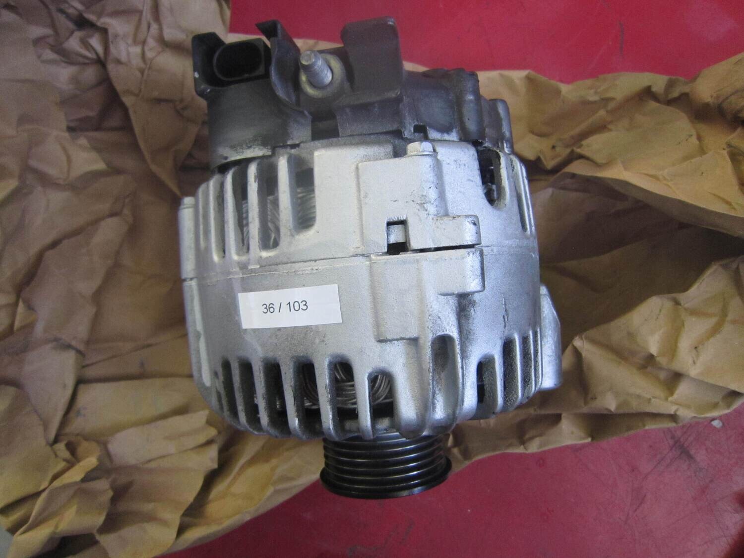 36-103 Alternatore Valeo CAL 15330AS CAL15330AS 1008641-2 10086412 BMW SERIE 1