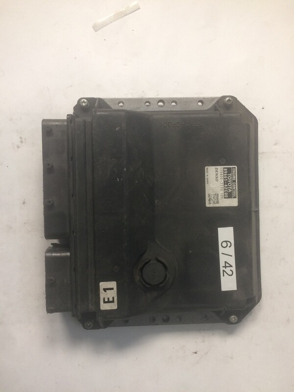 6-42 Centralina Motore Denso 8966142C00 1758007732  TOYOTA  RAV 4 D4d